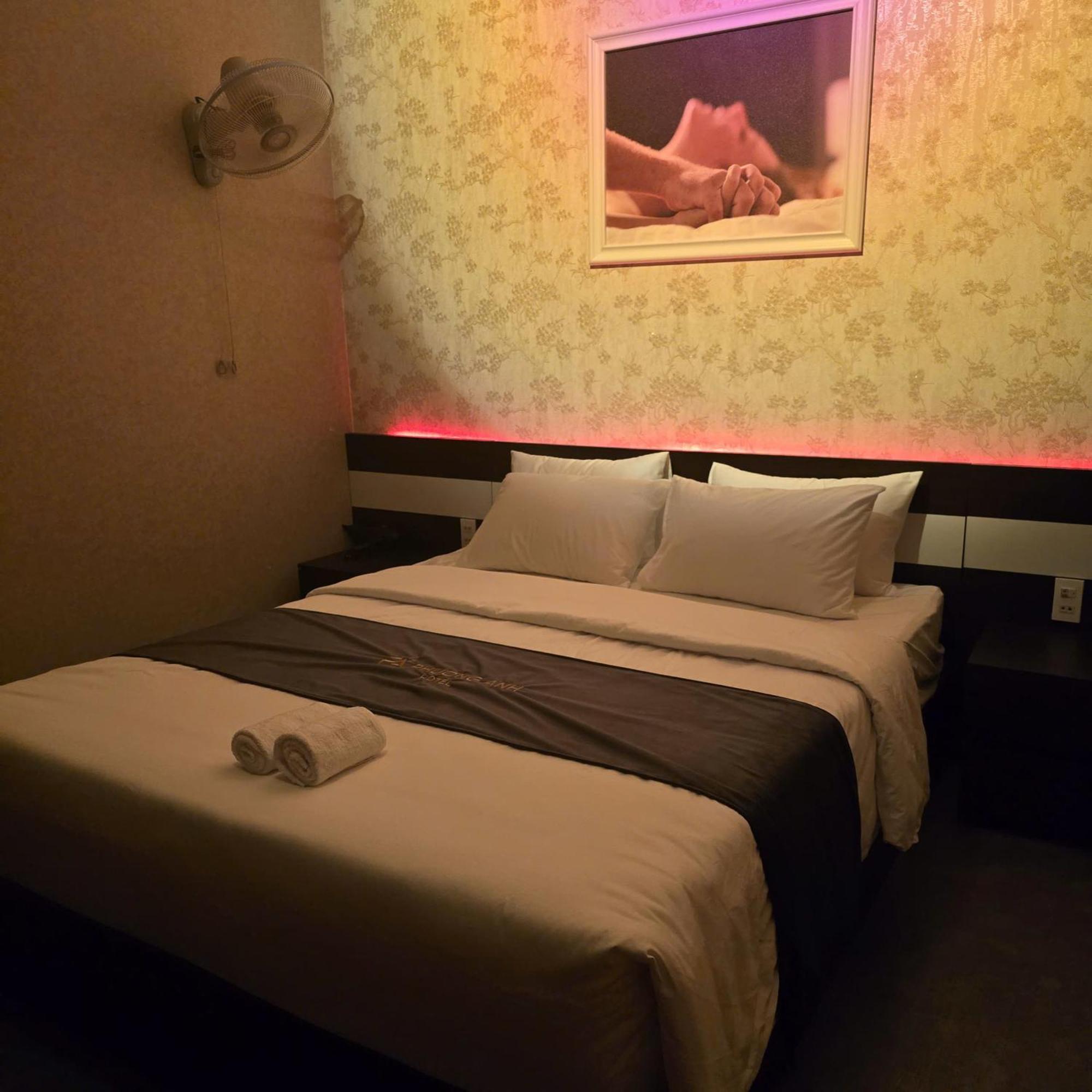 Phuong Anh Hotel Dĩ An Exterior foto
